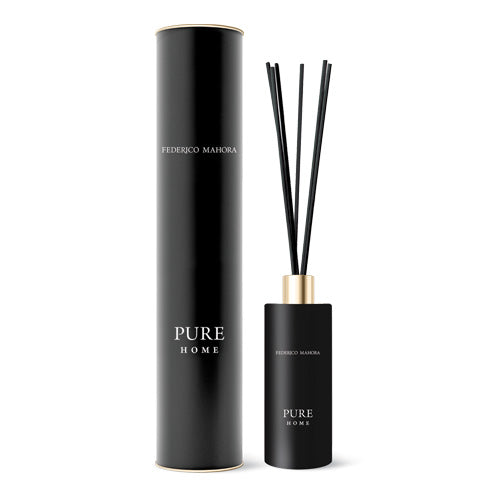 Federico Mahora Pure Home diffuser set with black cylindrical container and sticks inspired by Hugo Boss Bottled
