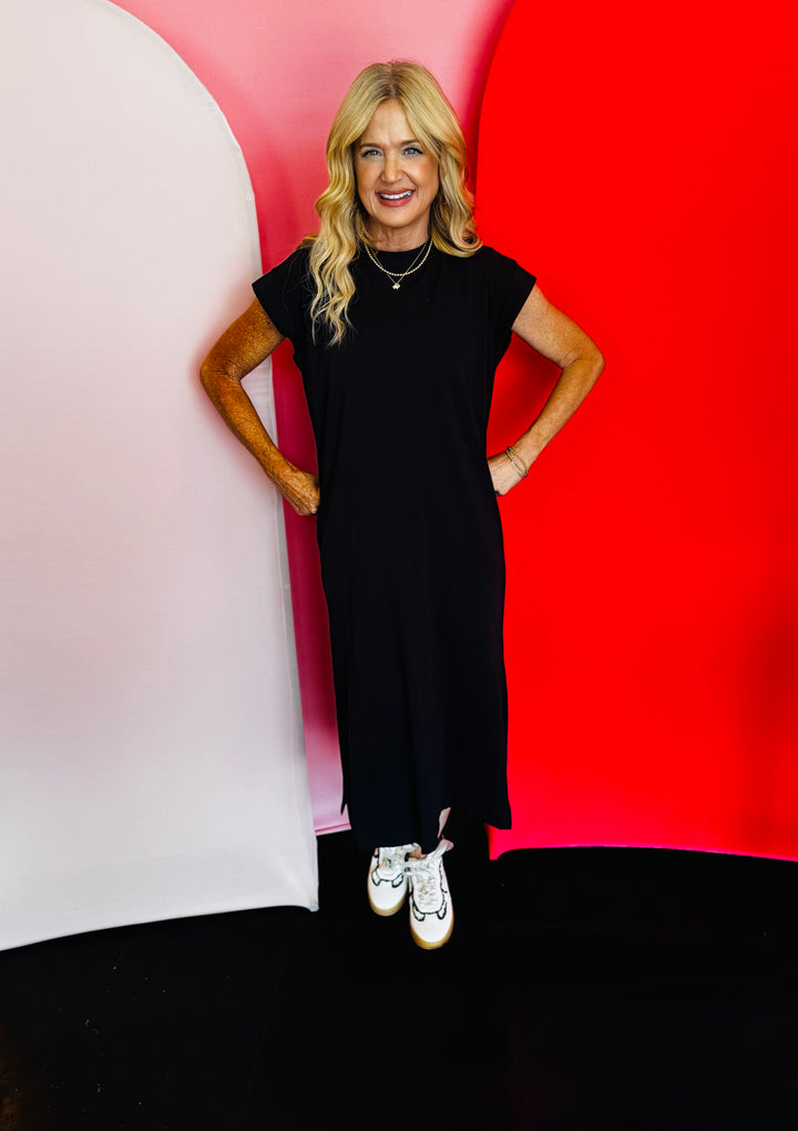 Black Short Sleeve Midi Dress