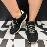Very G Justine Black Sneakers