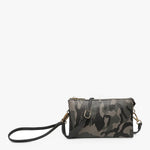 Camo crossbody bag with multiple compartments and adjustable strap in vegan leather