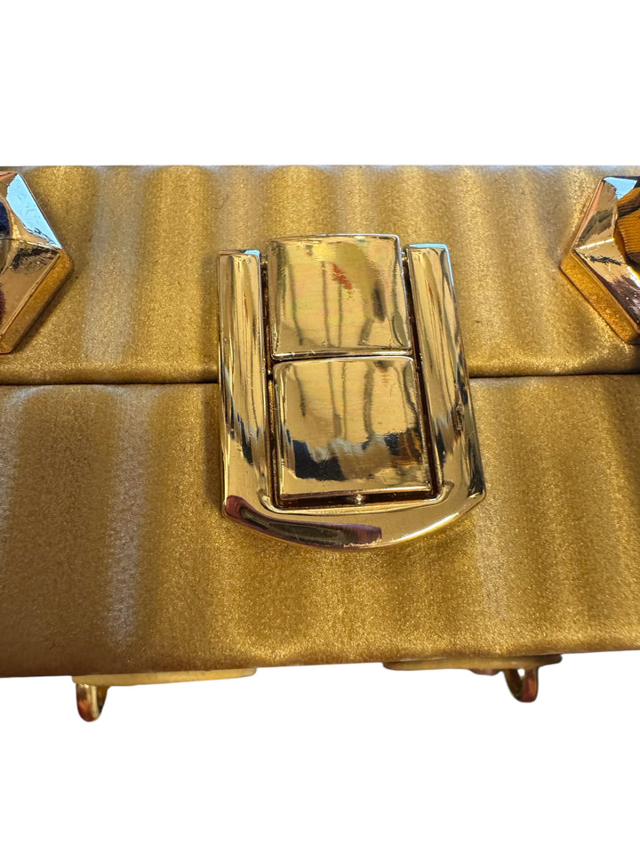 Gold Retro Lady Crossbody