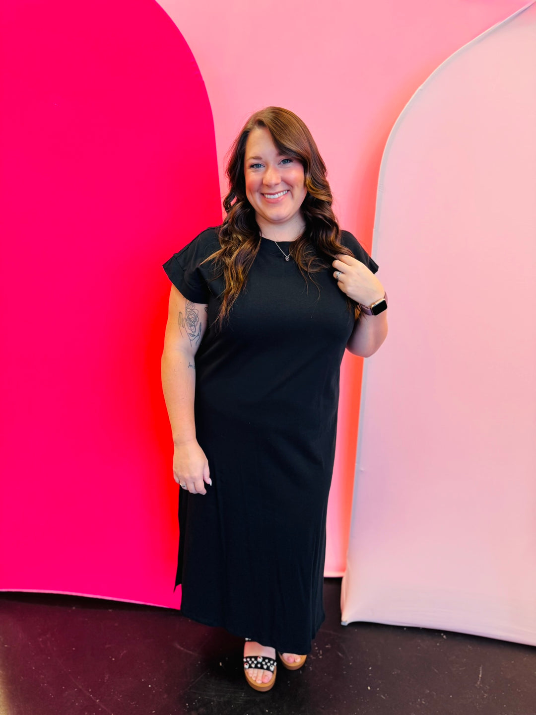 Black Short Sleeve Midi Dress