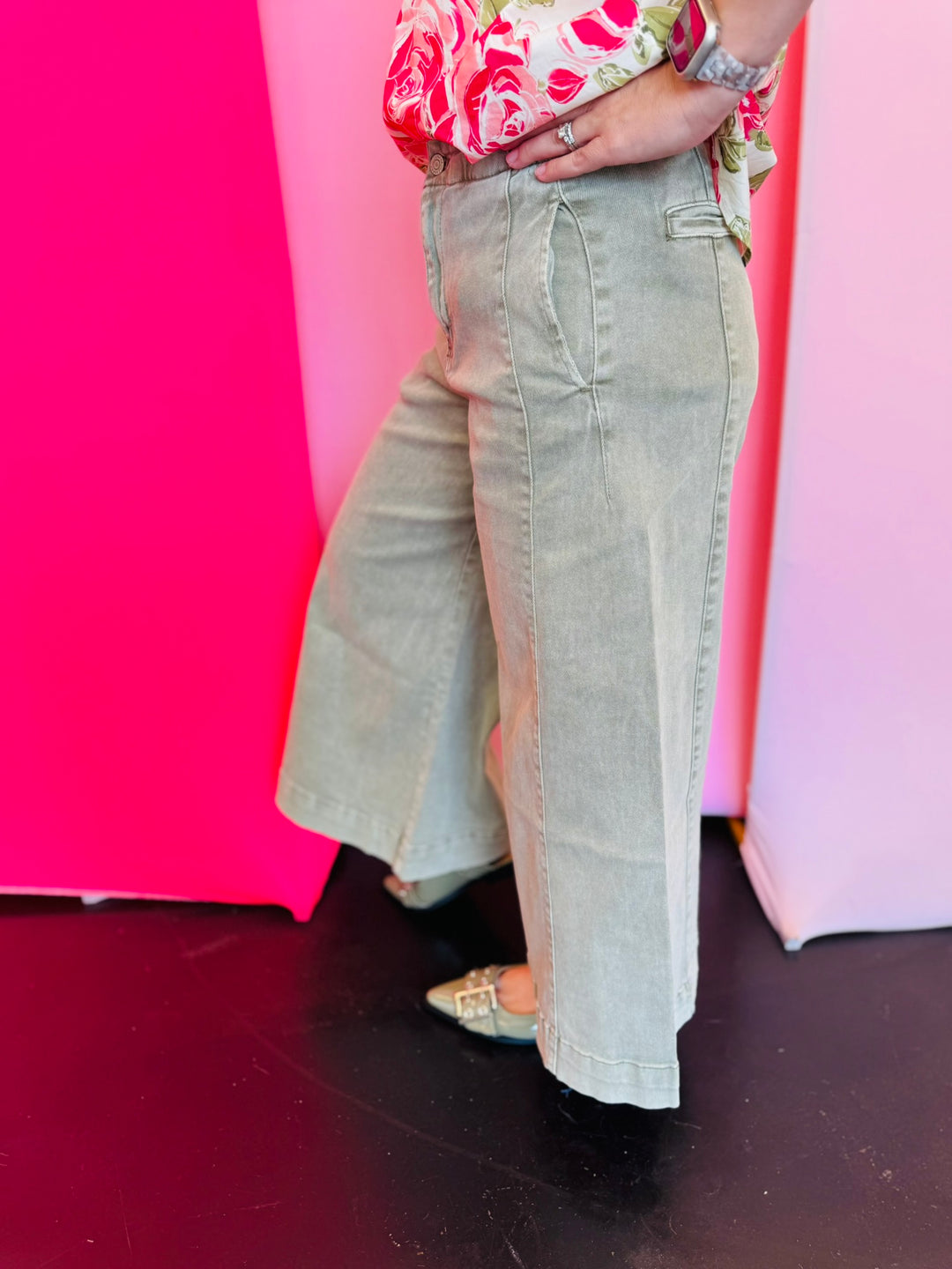 Lt Olive Cropped Gaucho Denim Jeans
