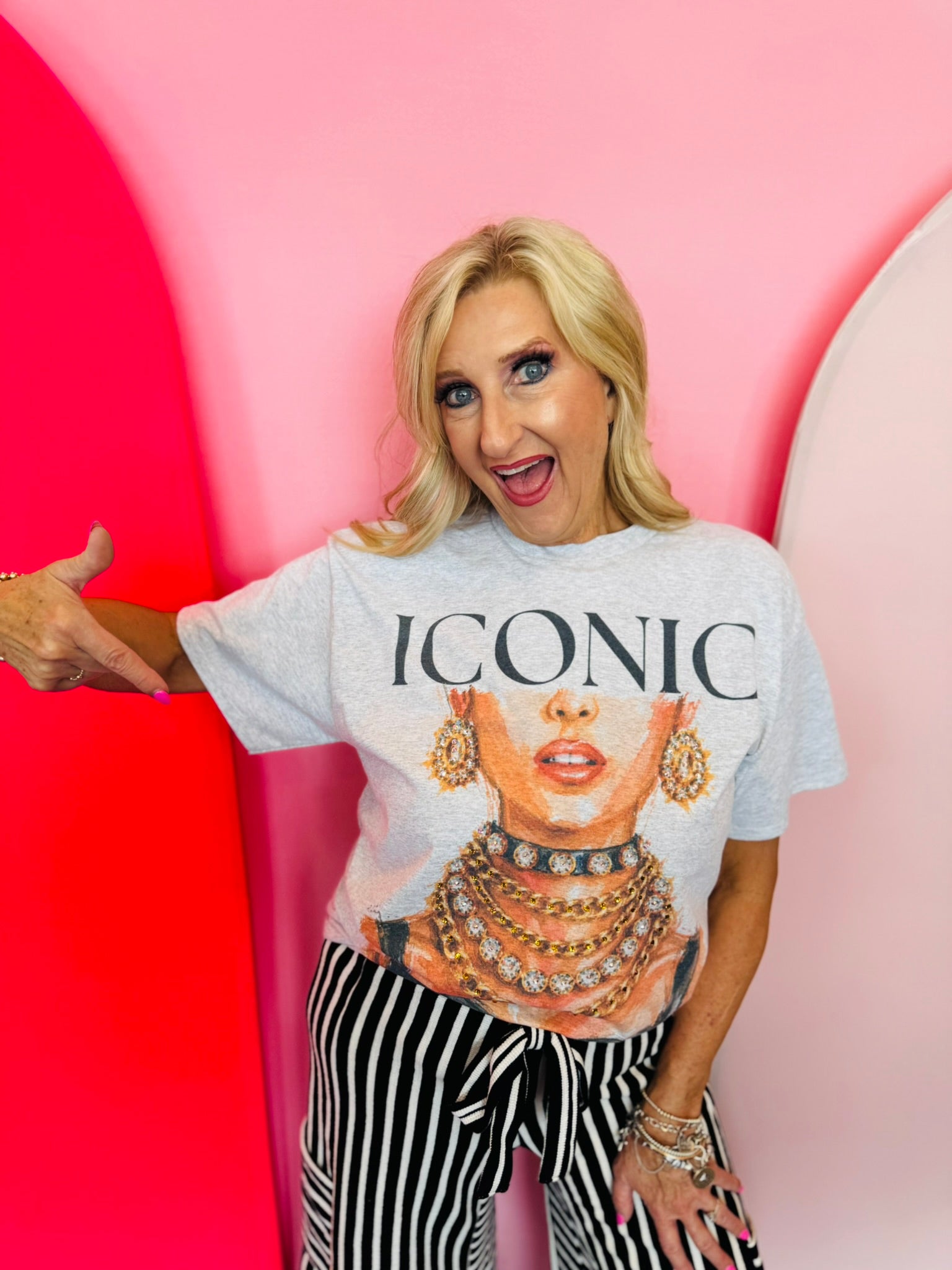 Heather gray graphic tee with glamorous fashion portrait and ICONIC lettering