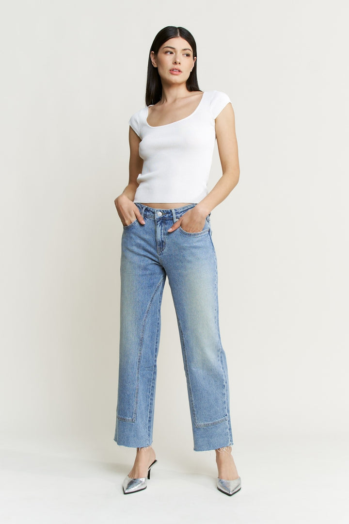 Mid rise ankle length straight leg jeans in medium wash with contrast leg stitching