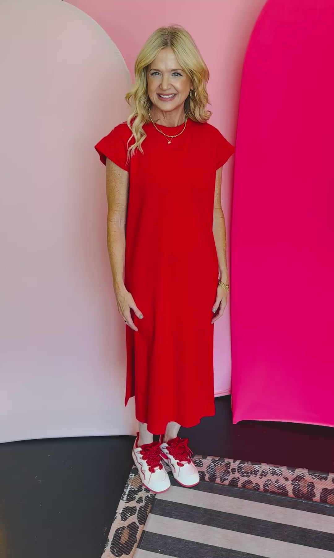Red Short Sleeve Midi Dress